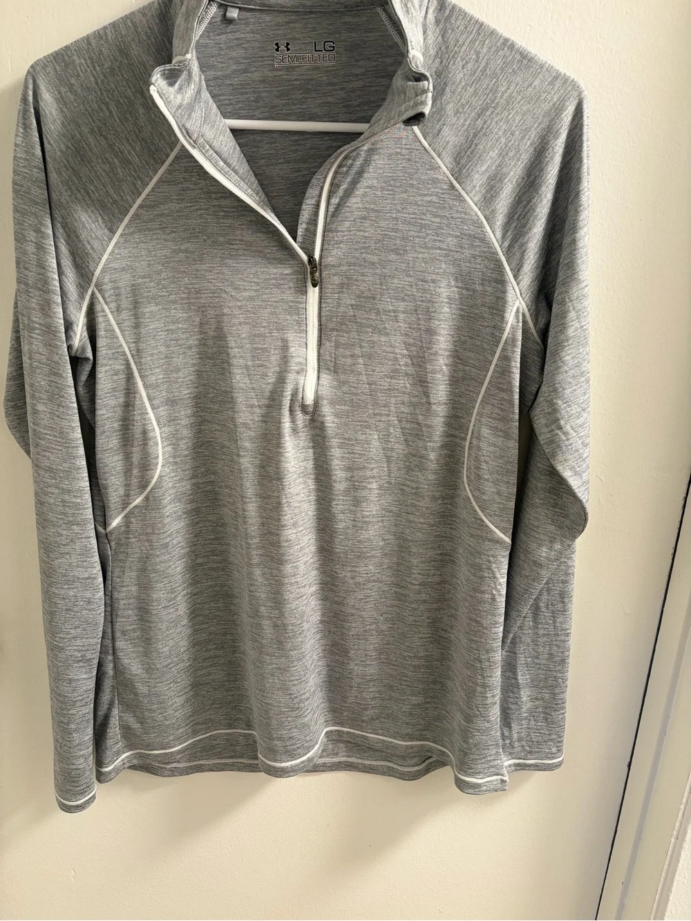 Under Armour Men’s Light Gray Quarter-Zip Pullover Sweater